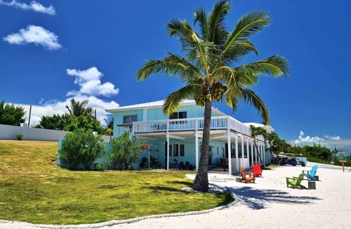 Lubbers Quarters Cay House | Private Oceanfront, beach, dock and Hottub