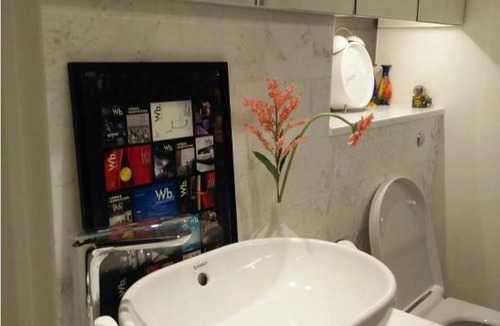 Canary Wharf House | Private room in shared luxury canary wharf apartment - lgbtq friendly