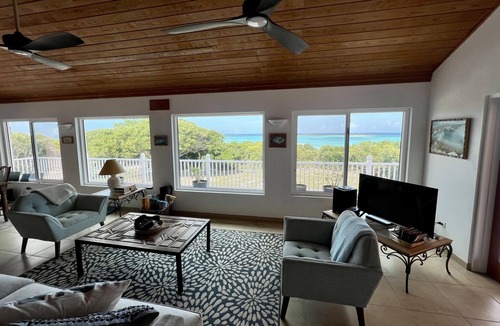 Clarence Town House | Private w/amazing views of the Atlantic, airy lanai 5 min to white powder beach!