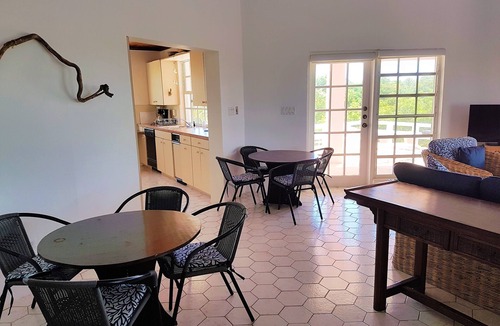 Spanish Wells House | Private Waterfront Home With 180* Sea Views - 2 Bed/2Bath