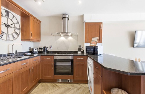 Newcastle-upon-Tyne Apartment | Properties Unique | The Peak