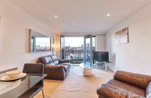 Newcastle-upon-Tyne Apartment | Properties Unique | Thornton