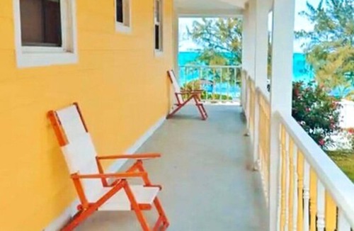Rolleville Villa | Quaint 1-bedroom villa with AC in charming Rolleville Exuma Bahamas