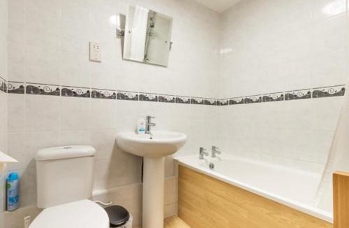 Hoveton House | Quayside