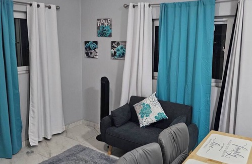 Nassau Apartment | Queen's Court 1-bedroom apartment with fully equipped kitchen- Unit 1 B