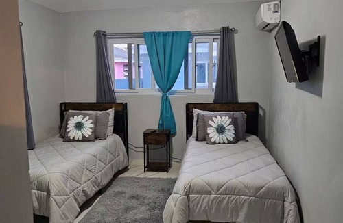 Nassau Apartment | Queen's Court 2-bedroom apartment in Nassau!
