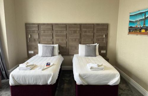South Shore Hotel | Queens Hotel