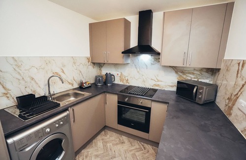 Barrow-on-Trent Apartment | Queensferry Collection - Residence 2