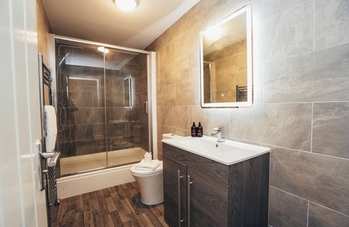 Barrow-on-Trent Apartment | Queensferry Collection -Residence 6