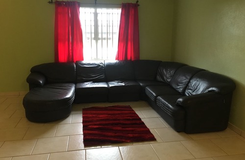 Lucaya Apartment | Quiant, quiet apartment near to the beach, and shopping with FREE bicycles