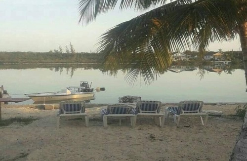 Andros Island Cabin | Quiet getaway relaxing seaside getaway