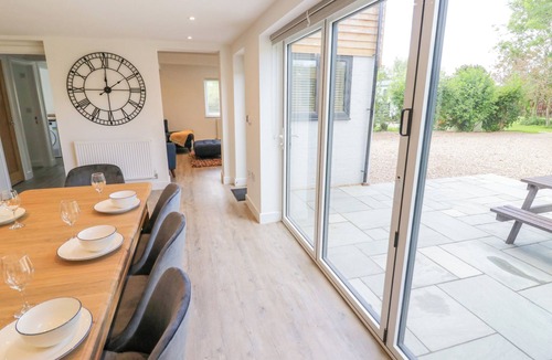 Cow Honeybourne Cottage | Ranch Cottage