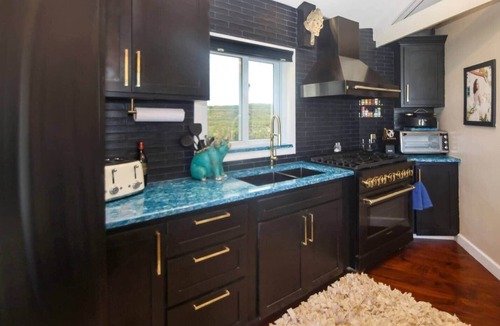 Tar Bay House | Recently renovated beachfront home with Vanishing Edge pool on Tar Bay!