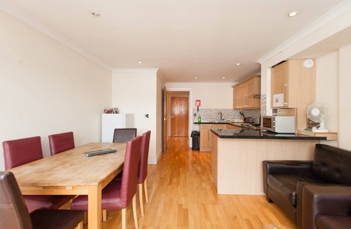 South Bank House | *Reduced Rates* Terrace Apartment | apx. 10 Mins from London Eye, Zone 1