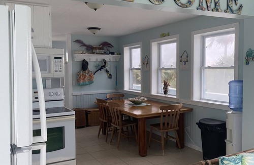 Hawks Nest Cottage | Relax & enjoy the peace & quiet at this BEACHFRONT home that sleeps up to 8