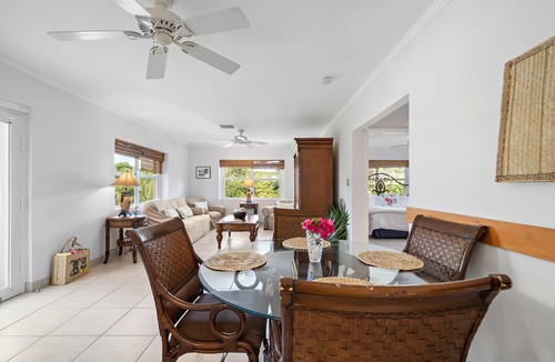 Governor's Harbour Apartment | Remodeled 2-BR in Historic Governors Harbour Property. Walk to Beach