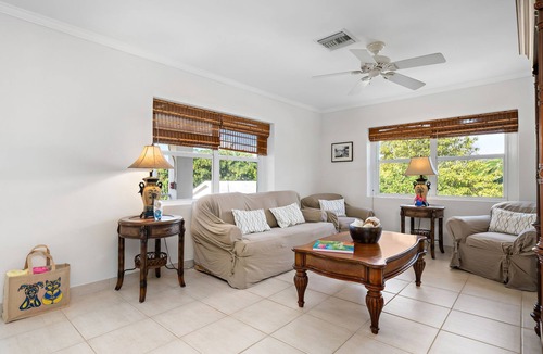 Governor's Harbour Apartment | Remodeled 2-BR in Historic Governors Harbour Property. Walk to Beach