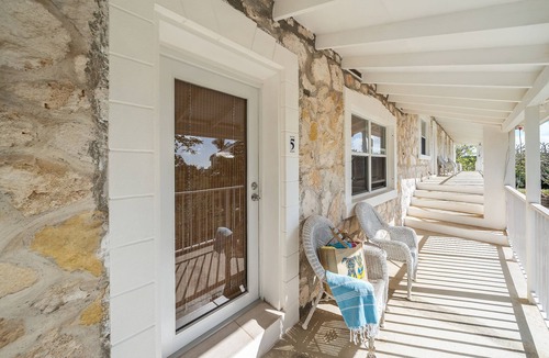 Governor's Harbour Apartment | Remodeled 2-BR in Historic Governors Harbour Property. Walk to Beach