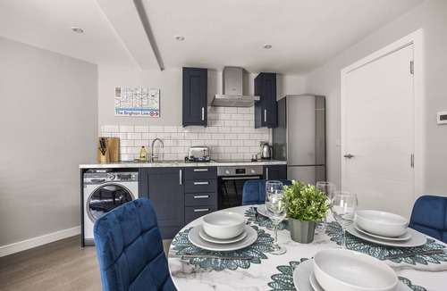 Brighton City Centre Apartment | Richmond Building