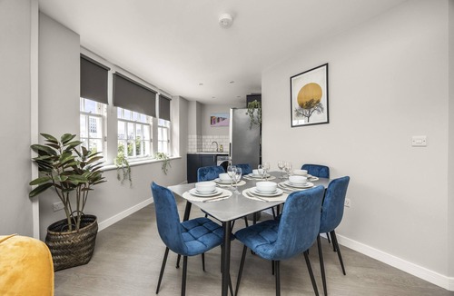 Brighton City Centre Apartment | Richmond Building