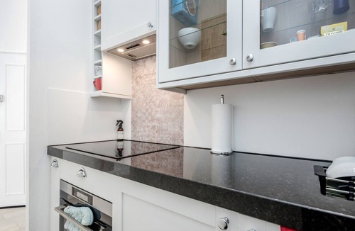 City of Westminster Apartment | Right opposite Hyde Park and moments from Oxford Street