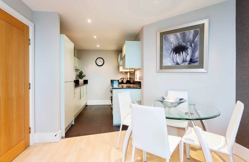 Vauxhall Apartment | River Views from Vauxhall, by Veeve