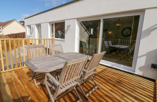 Hele House | Robins Downs