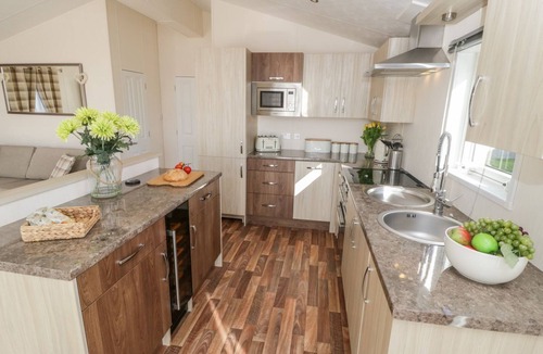 Runswick Bay Cottage | ROCKPOOL RETREAT, pet friendly, luxury holiday cottage in Hinderwell