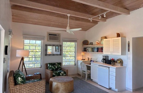 North Palmetto Point Cottage | Rocks Retreat 2 Bedroom Home