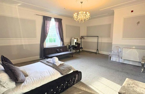 Margam House | Room 10 - Manor Park Country House, Wales Perfect for Families