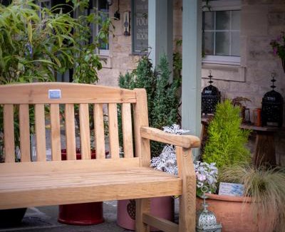 Shoscombe Bed & Breakfast | Rose And Crown