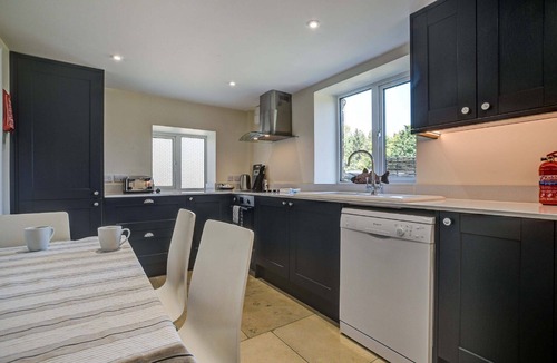 Thorpe Cottage | Rose Cottage | Adderbury Holiday Let | 2 Beds & Sleeps 3