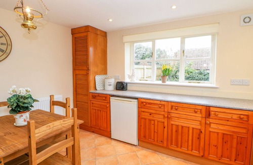 Winston Cottage | ROSE COTTAGE, family friendly, character holiday cottage in Winston