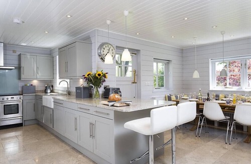 Skelwith Bridge House | ROSEWOOD BY THE RIVER, family friendly, with open fire in Ambleside