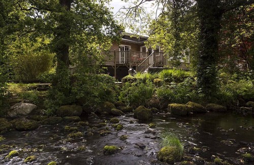 Skelwith Bridge House | ROSEWOOD BY THE RIVER, family friendly, with open fire in Ambleside