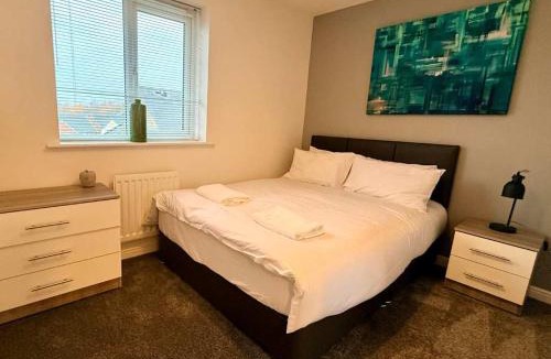 Thornaby On Tees House | Russell House By Blue Skies Stays