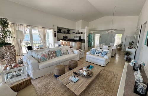 Alice Town Resort | RW BIMINI RESORT - BAYFRONT 4 BED/3 BATH PRIVATE HOUSE - 75FT BOAT SLIP