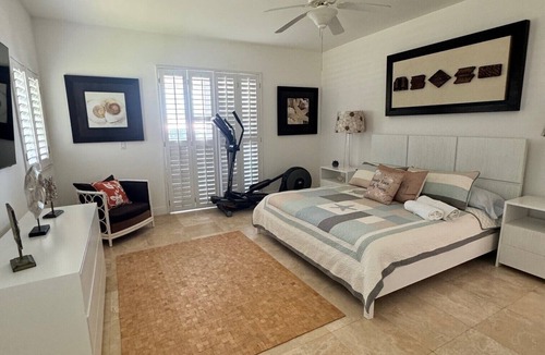 Alice Town Resort | RW BIMINI RESORT - BAYFRONT 4 BED/3 BATH PRIVATE HOUSE - 75FT BOAT SLIP