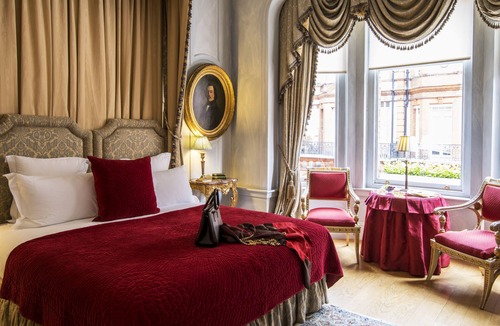 Chelsea Hotel | San Domenico House