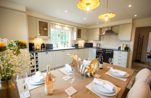 Burwardsley Cottage | Sandstone 34 - sleeps 6 guests in 3 bedrooms