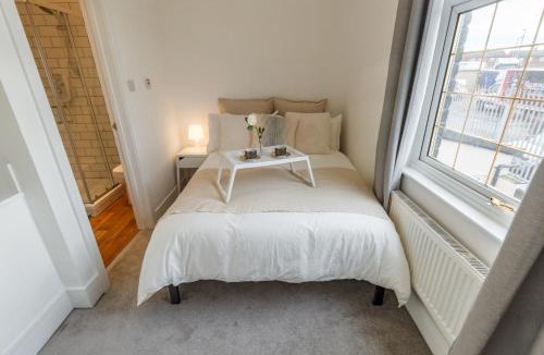 Liverpool House | Sapphire Home Stay