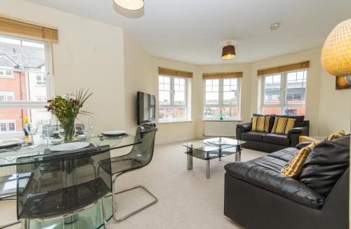 Warwick Apartment | Sawadee Apartments