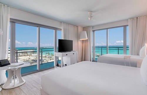 Nassau Hotel | Scenic Afternoon on the Beach | Your Perfect Retreat in Cable Beach