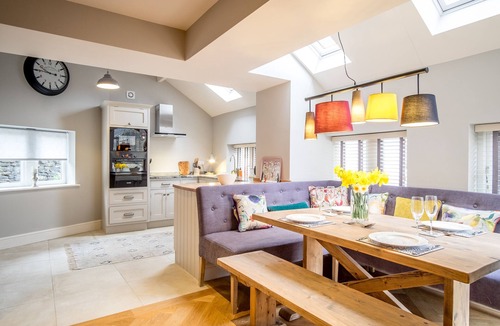 Hepworth Cottage | SCHOOL COTTAGE, family friendly, luxury holiday cottage in Holmfirth