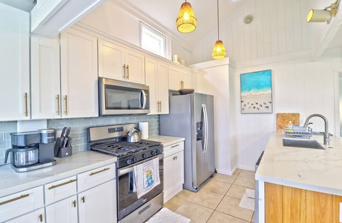 Great Guana Cay House | Sea Coral Cottage - a Bahamian oceanside paradise!
