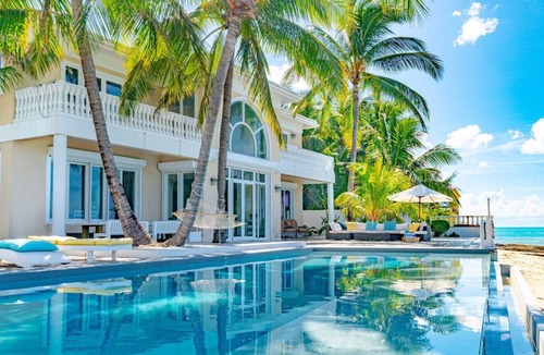 Nassau Villa | Sea View Beach Villa , private pool
