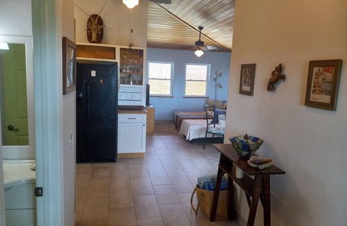 Morris Settlement House | Sea Views and Walk to the Beach! 2 Bedrooms/1 Bath/Full Kitchen