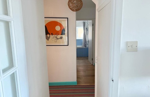 Nettlestone Apartment | Sea views at Quay Rocks