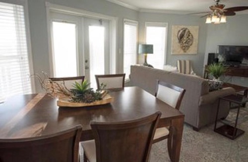 Bahamas Terrace Hotel | SeaBreeze Vacation Villas