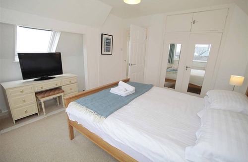 Crynant Cottage | Seacliffs
